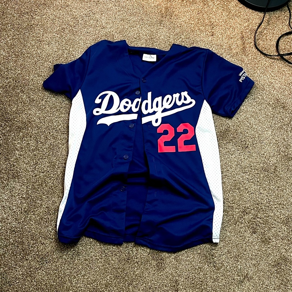 dodgers jersey size medium